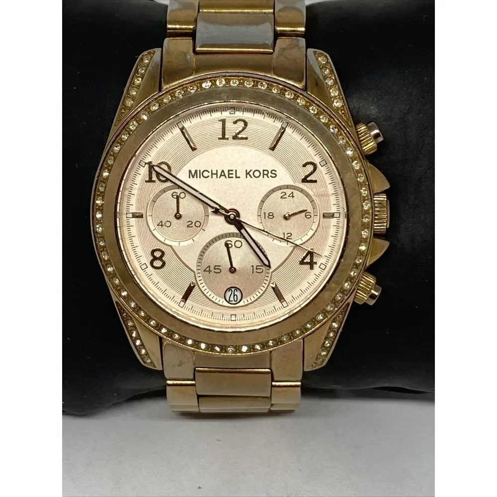 Michael Kors MK5263 Women's Gold Stainless Steel Analog Dial Quartz Watch HK1037